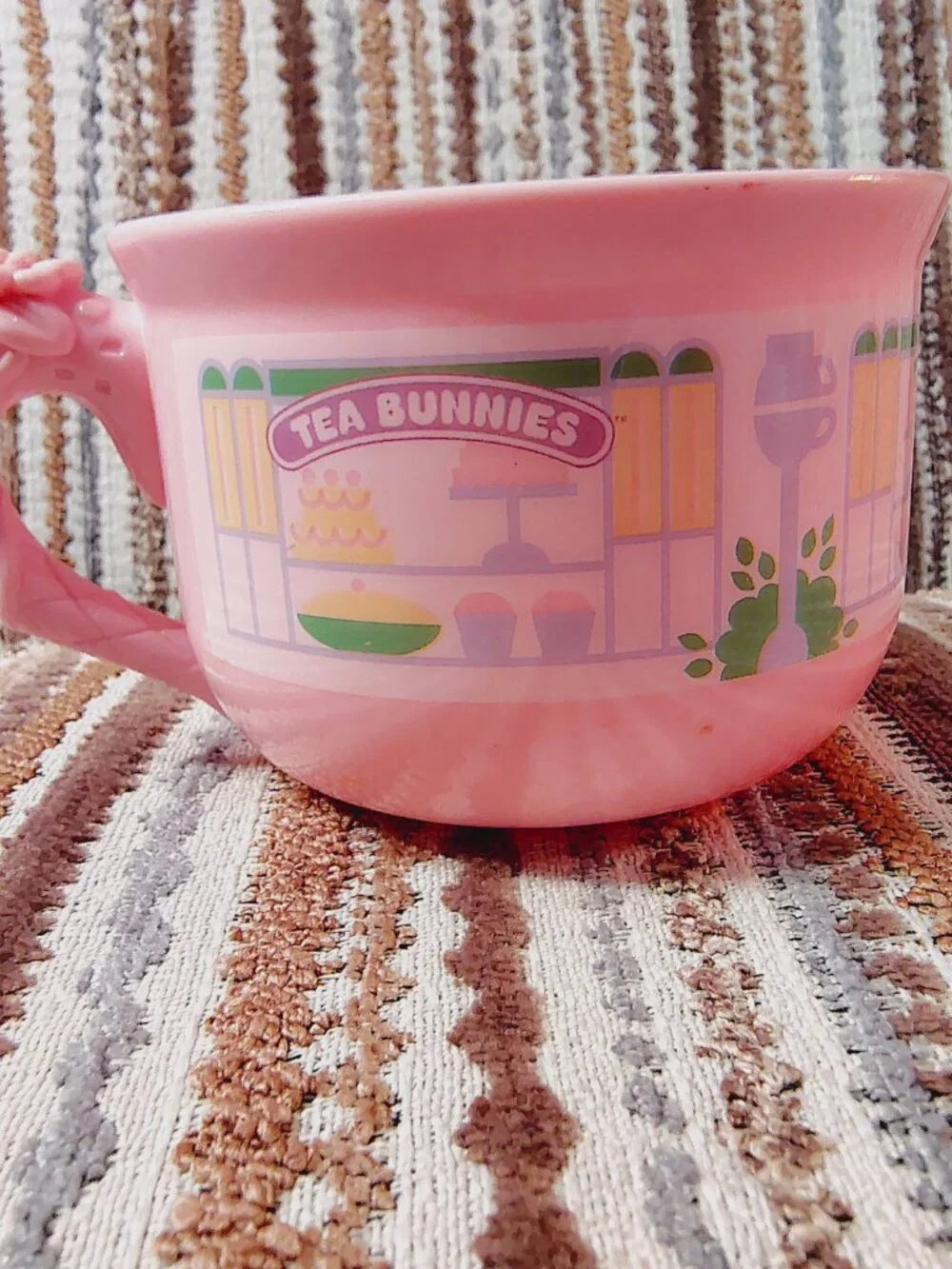 Tomy Tea Bunnies Carrot Cake Bakery Cup ONLY Pink Plastic